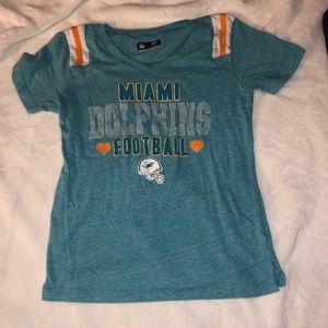 Super cute Miami Dolphins t-shirt